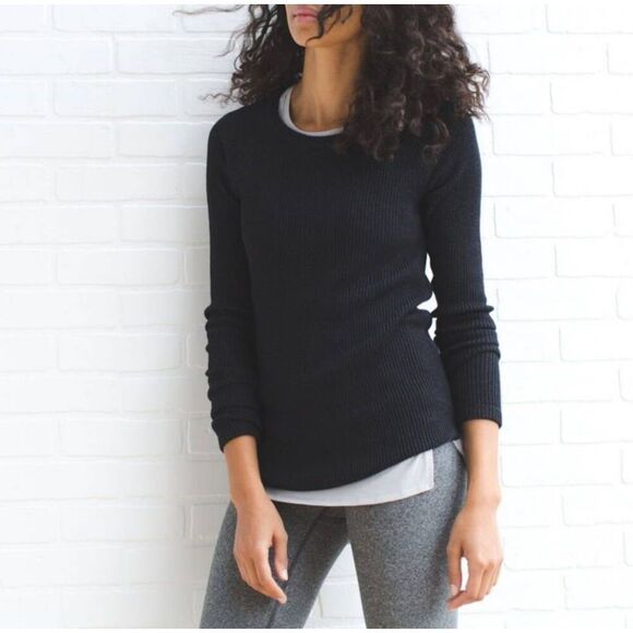 Lululemon Cabin Yogi Long Sleeve Tunic Sweater Sz 2 Black Knit Thumbholes Capsul - Picture 1 of 9